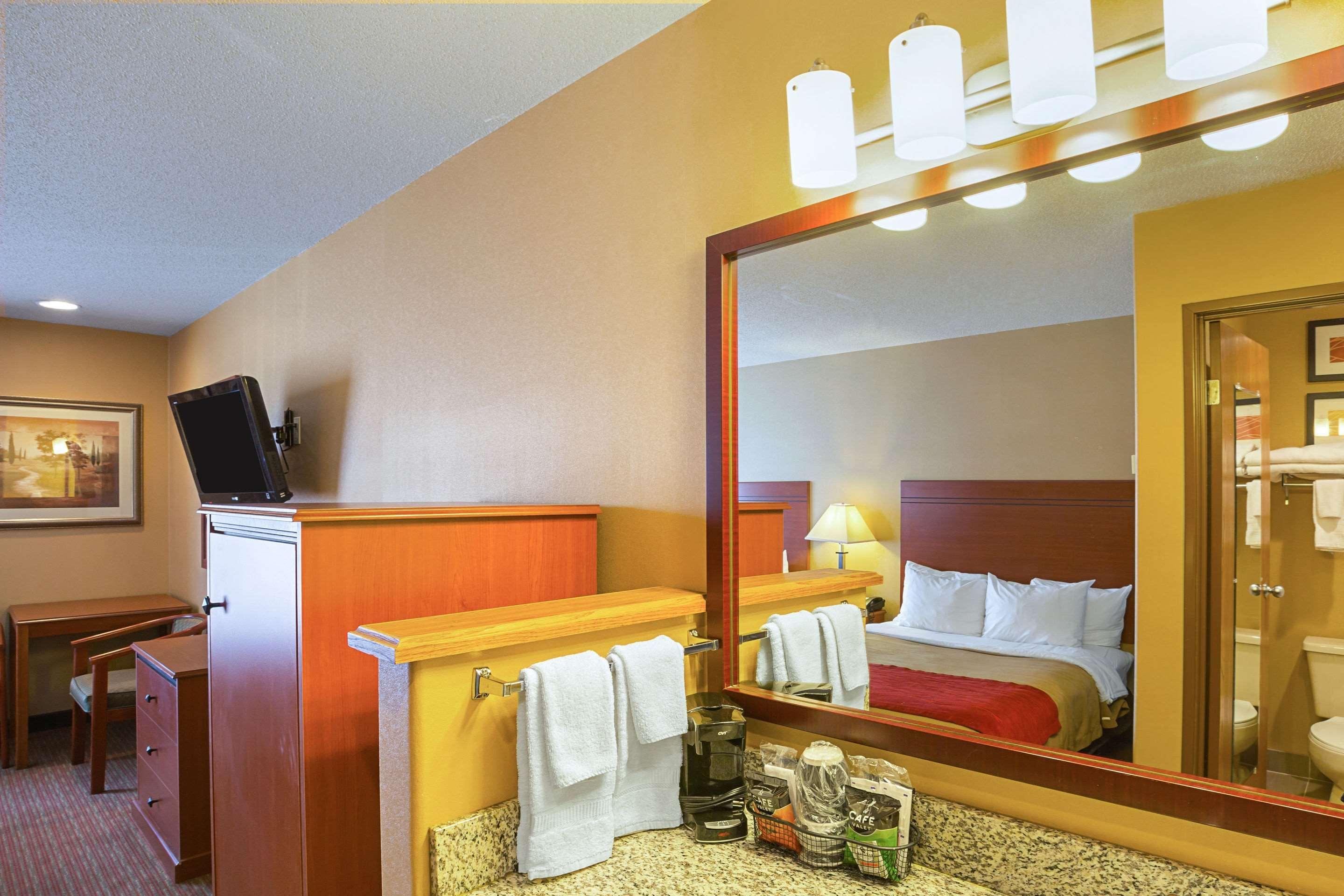 Quality Inn York Buitenkant foto